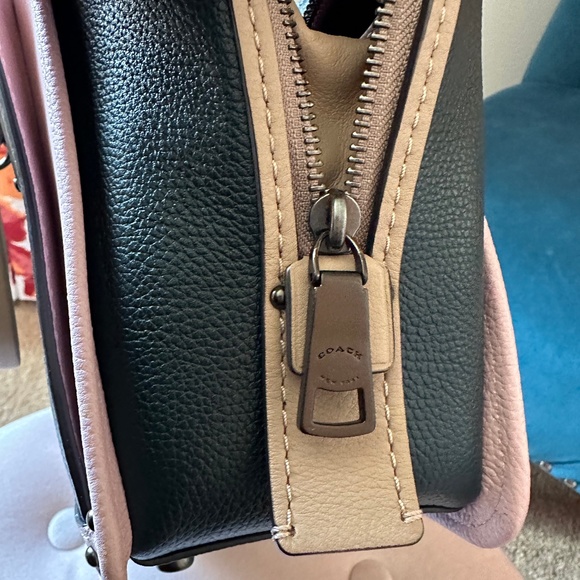 COACH DREAMER 31633 Colorblock W/ Matching Compact Wallet - EUC - Picture 14 of 16